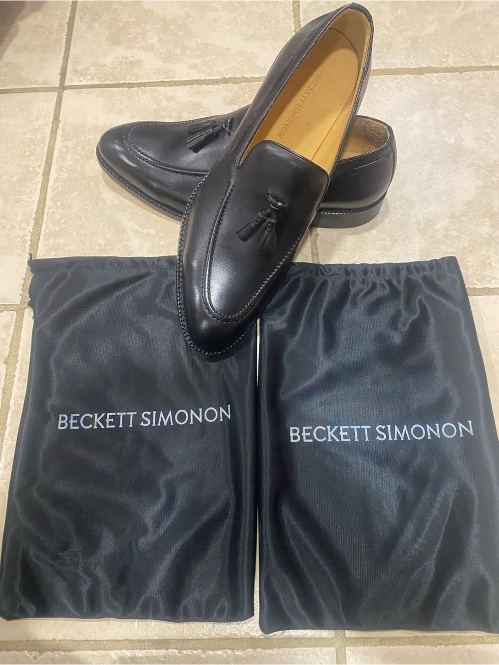 Beckett Simonon Black Leather Tassel Slip-On Loafers